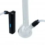 Adaptador para bong acoplado ao vaporizador Starry, proporcionando resfriamento do vapor e experiência de uso mais agradável.